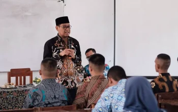 Imam Budi Hartono Sebut Anak Muda Harus Bangga Pakai Batik