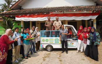 Pastikan Tinggal Dengan Nyaman, Warga Tlajung Udik Ciptakan Desa Berdaya di bawah SUTET