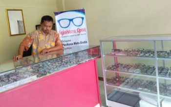 Apresiasi Jasa Pendidik, Optik Sejahtera Buka Program Bagi-bagi Kacamata Gratis untuk Guru