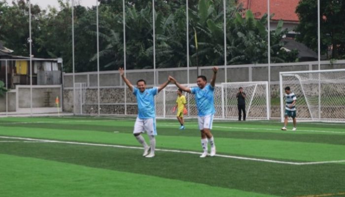 Laga Forkopimda VS Wartawan, Kapolrestro Depok Cetak Gol Cantik
