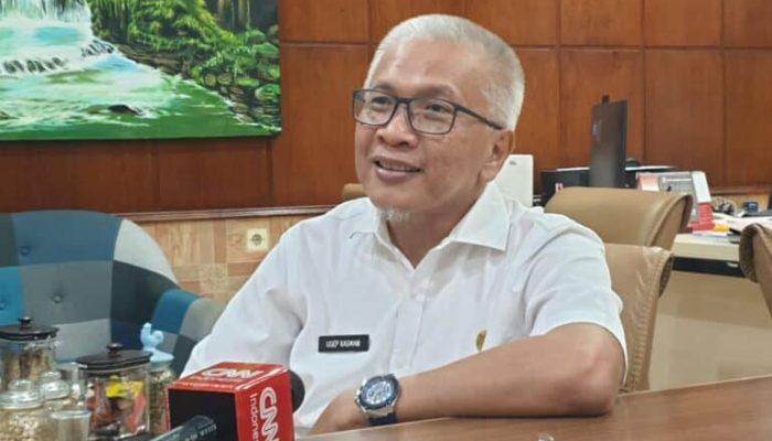 SMAN 1 Depok Bantu  Orang Tua yang Kesulitan Daftar SPMB dari Rumah