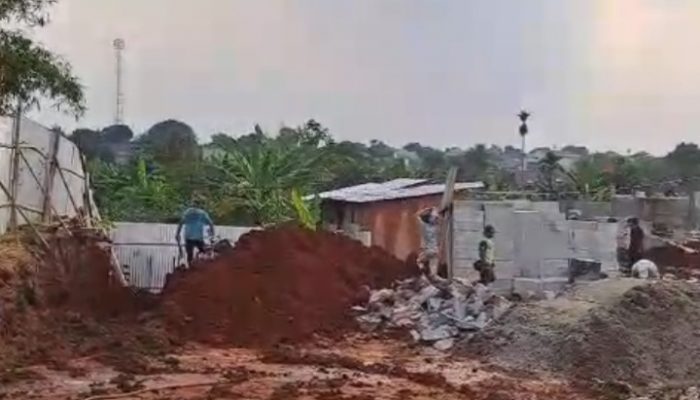 Proyek Pembangunan MTsN Depok Dipastikan Tepat Waktu