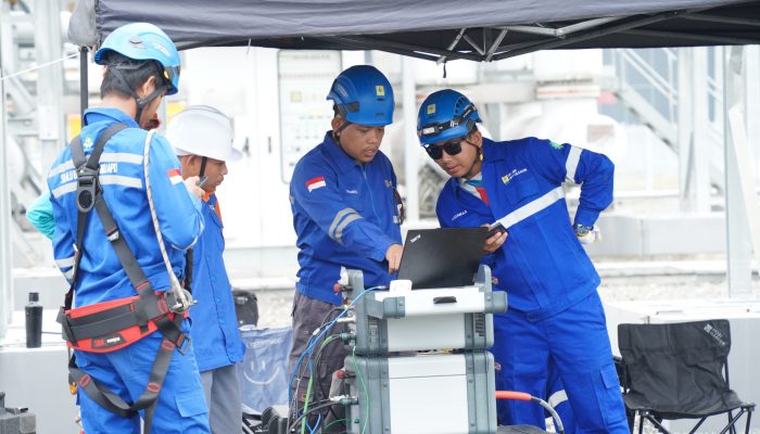 Semangat Hari Pahlawan, PLN Rawat GISTET Jawa 7 Demi Keandalan Transmisi