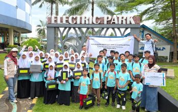 Srikandi PLN UIT JBB Ajak Anak-Anak Panti Asuhan Nur Karomah dalam Tour Edukatif