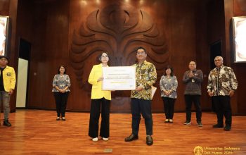 159 Mahasiswa UI Terima Beasiswa, Hasil Kolaborasi dengan PYC dan Dato’ Low Tuck Kwong
